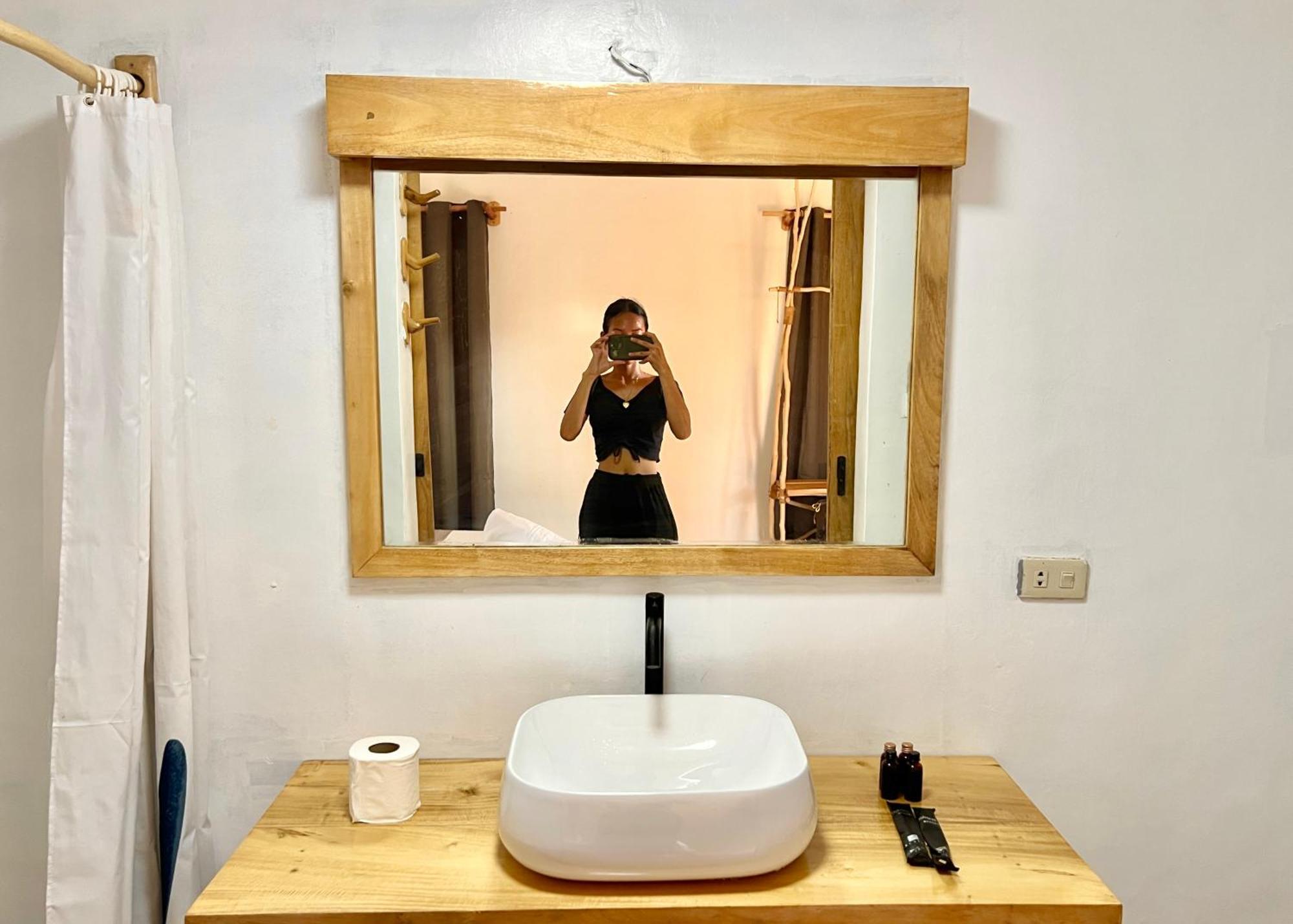 Aa Jungle Guesthouse 산후안 외부 사진